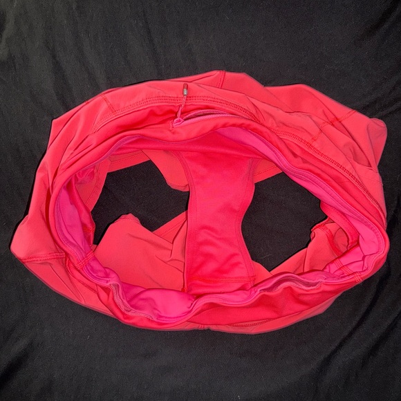 Lululemon Athletica Women's Size 8 Pink Athletic 2.5” Low Rise Speed Up Shorts - Picture 6 of 6